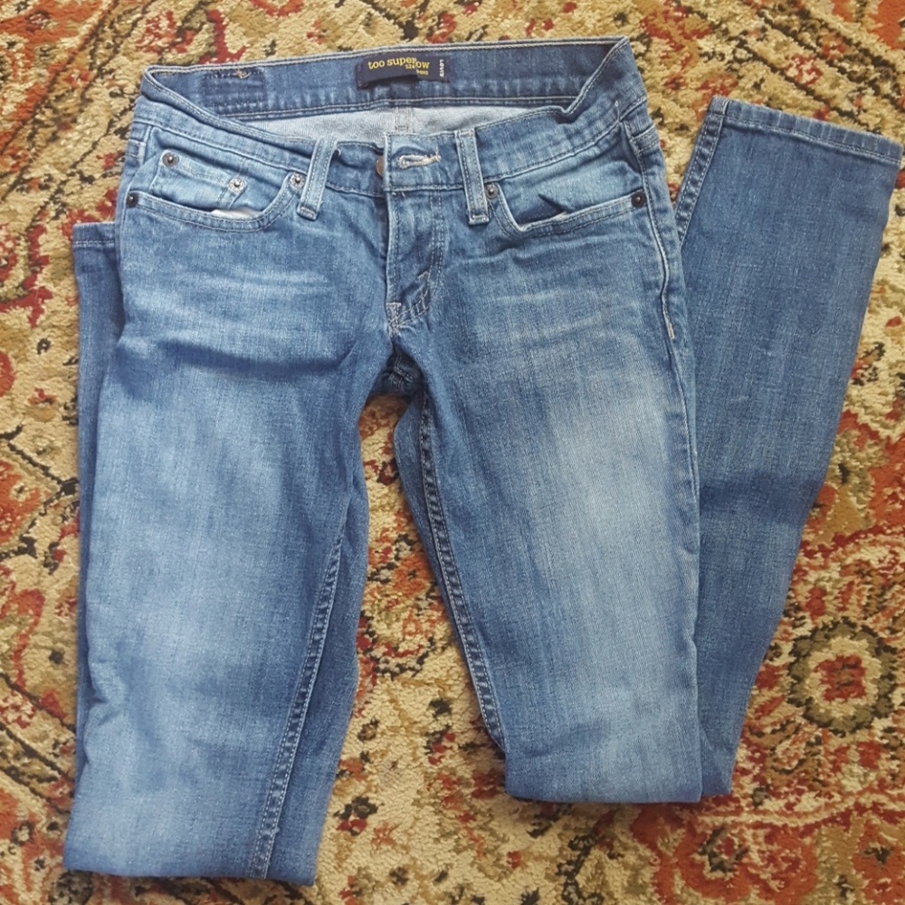 Levi Straight Leg Jeans - Too Superlow 524